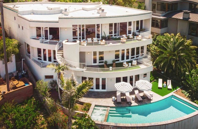 La Jolla Ocean View Mansion 2.0