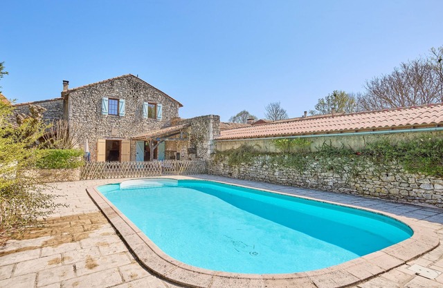 La Mijotière - maison avec piscine et grand jardin