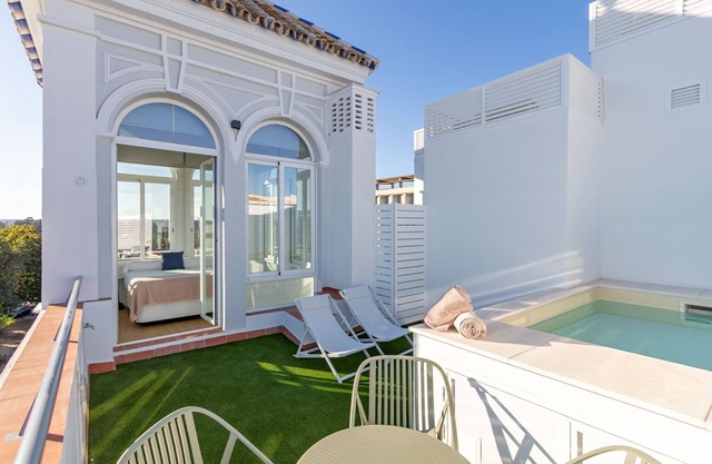 La Palmera Luxury by Valcambre