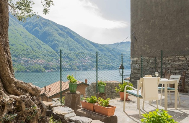 La Quiete in Laglio With 2 Bedrooms and 1 Bathrooms