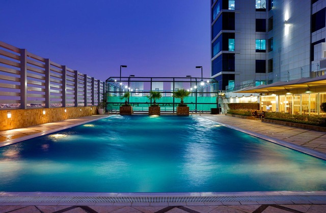 La Suite Dubai Hotel & Apartments