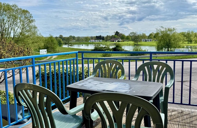 La Terrasse vue étangs, Table soccer, board games by BookingFuté