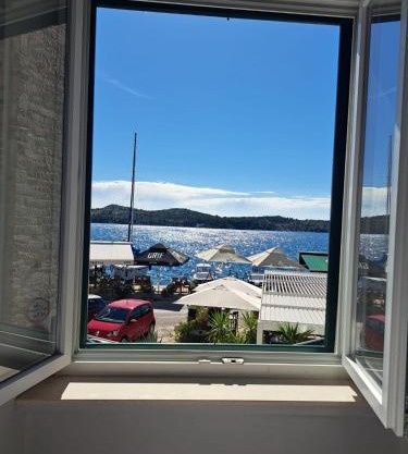 La Vie Seaside Residences