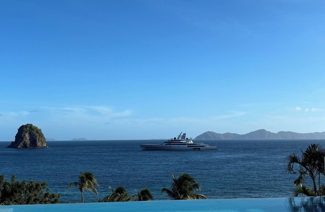 LA Vue Boutique Hotel & Beach Club