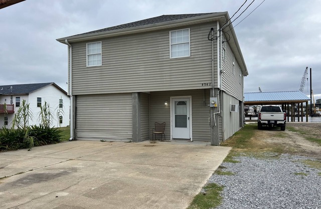 Lafitte House on the Water