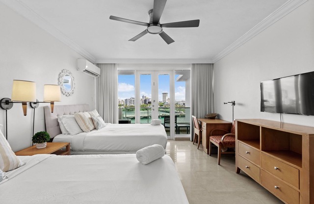 Lagoon819-bl in San Juan