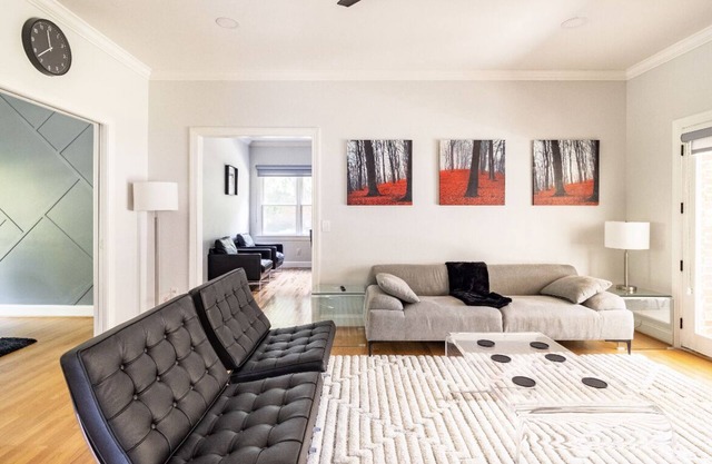 Lake Jeanette Luxury Escape - 4BR + Office + EV