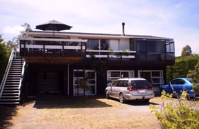 Lake views and easy beach access