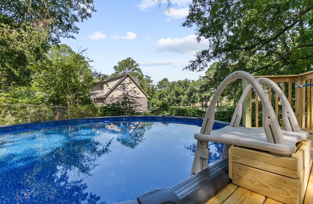 Lake View Newly Renovated