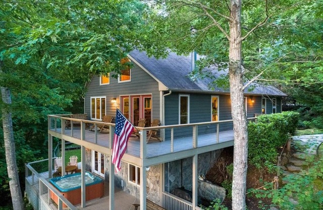 Lakefront 5BR w/Private Dock, Hot Tub, Game Room, EV Charger – Near WCU & Sylva