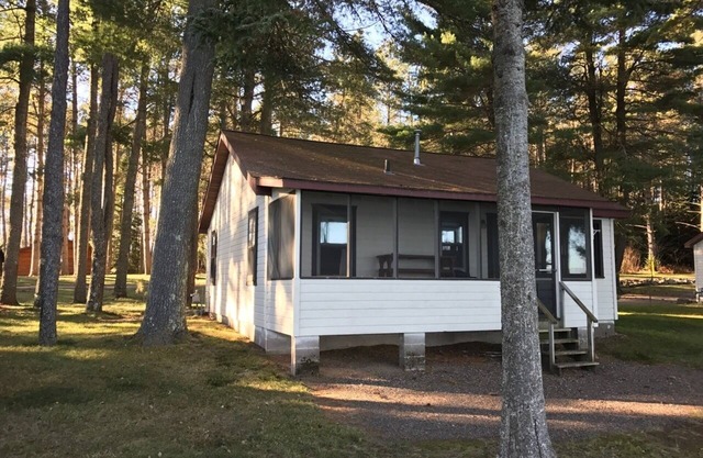 Lakefront Cabin #5 The Bass