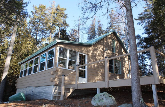 Lakefront Cabin near Acadia National Park