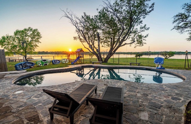 Lakefront Luxe 7BR 6Bath Home with Pool & Hot Tub