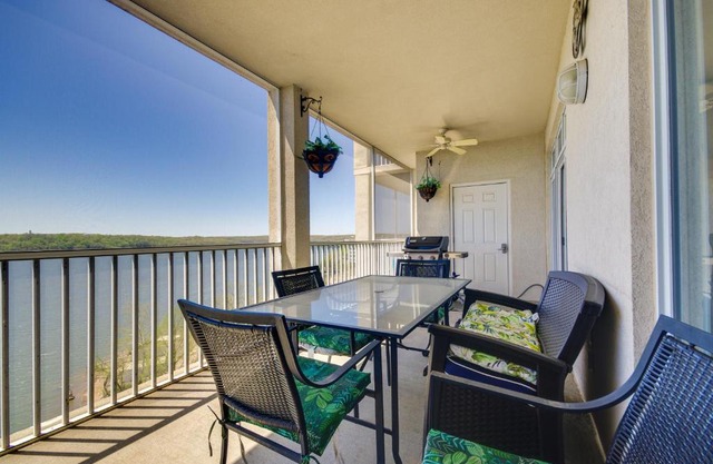 Lakefront Osage Beach Condo Balcony and Pool Access