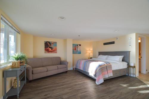 Lakeshore Lodging Lodge 611