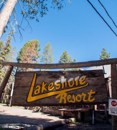 Lakeshore Resort