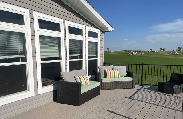 Lakeside Oasis. Sit back and relax at the lake!