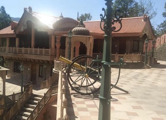 Lal Qila Chail