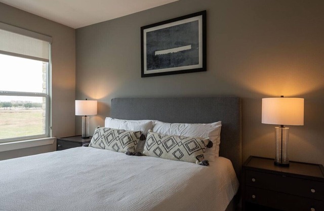 Landing at AMLI on Aldrich - 1 Bedroom in Mueller