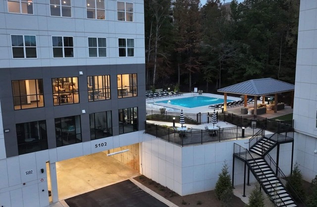 Landing at Crestline