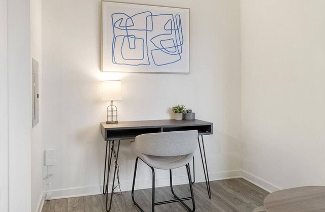 Landing at The Eddy at Riverview - 1 Bedroom in West End