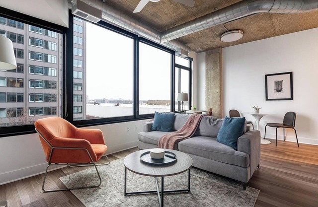 Landing | Incredible 1BD, Gym, Game Room