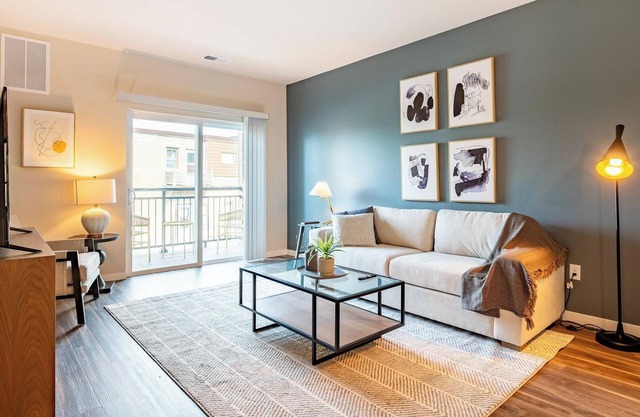 Landing | Incredible 1BD, Pool, Gym