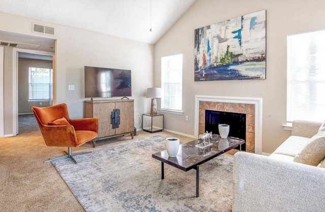 Landing | Incredible 1BD, Tennis Court, Pool