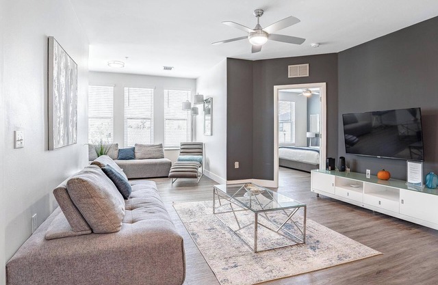 Landing | Spectacular 2BD, Gym, Clubhouse