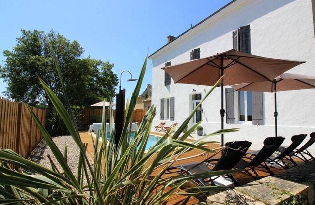 Large charming country house, garden, swimming pool, ⭐️⭐️⭐️⭐️