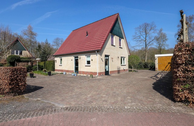 Large detached house with private garden