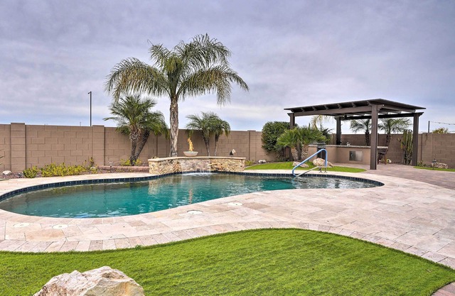 Large Litchfield Park Home w/ Private Pool!