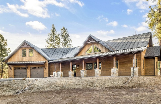 Large Luxury 5-Br Flagstaff Cabin on 8 acres