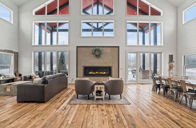 Large Private estate just minutes from Erin Hills Golf course