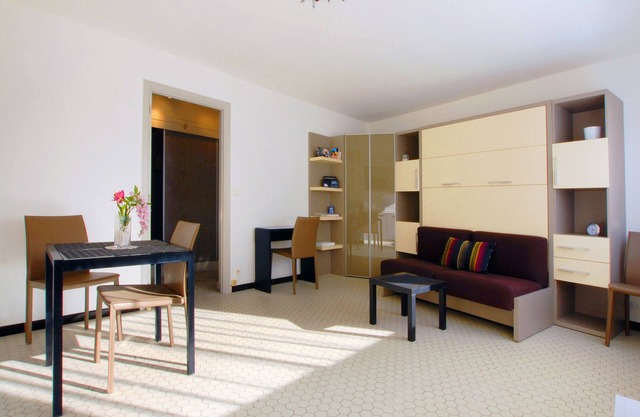 Large studio in Valmy, comfort and calm guaranteed