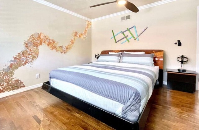 Larkspur Down · Cheerful Home-Hot Tub-Play Structure-Walk to Food