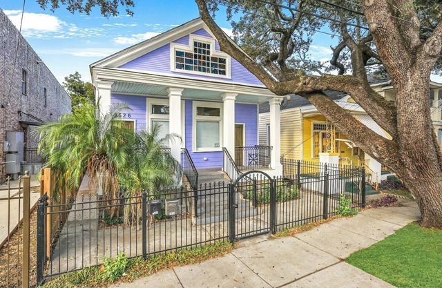 Lavender Haze 5BR Uptown NOLA Retreat