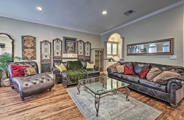 Lavish Austin Retreat: 1 Mi to Downtown & Sixth St