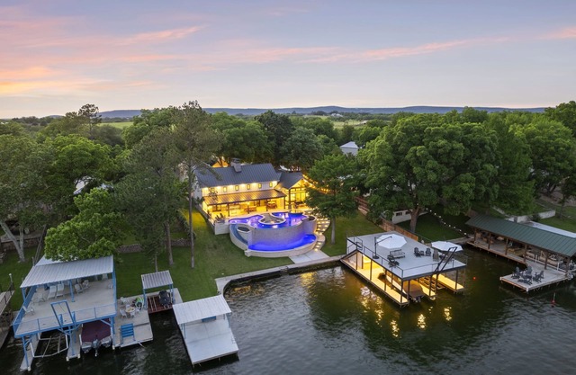 LBJ Lodge | Concierge Services