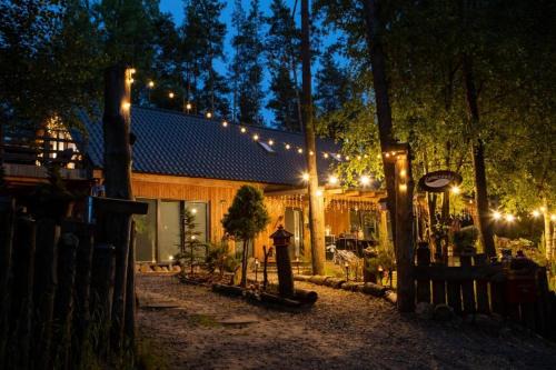 Leśniczówka na Kaszubach - Apartament do 12 osób, balia na wyłączność