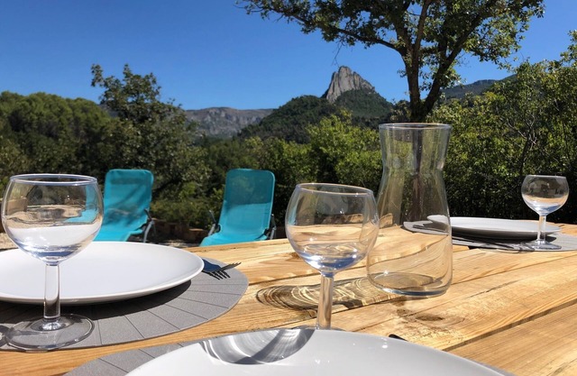 Le Balcon du Saint-Julien: comfortable gîte with breathtaking views (rated 4 stars)