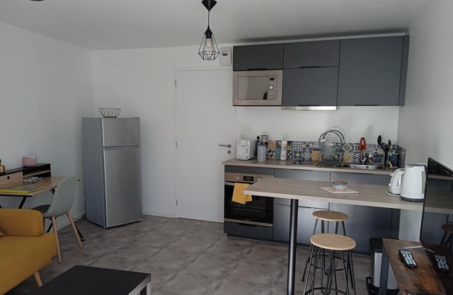 Le Petit Hameau-au Cœur de la Baie Palais des Congrès-parc Expo