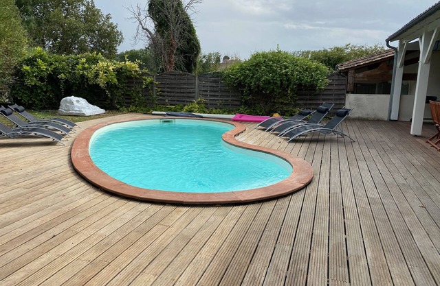 Le Sorbier - Villa Charmant Avec Piscine Privé