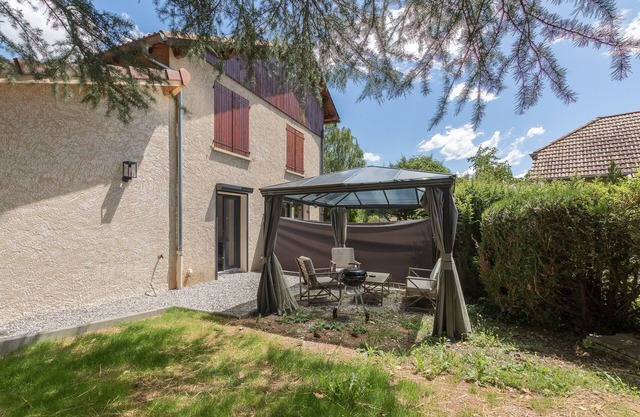 Le Studio Serviolan - Avec Jardin