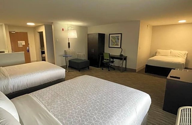 Less than a minutes’ drive from Interstate 25, this Las Vegas .