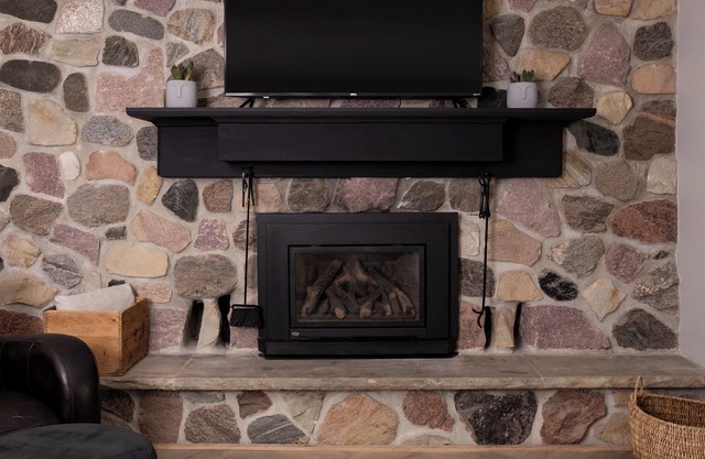 Liberty Lodge at Water’s Edge by Liberty