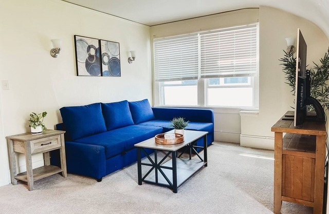 Light & Bright Seattle Duplex House