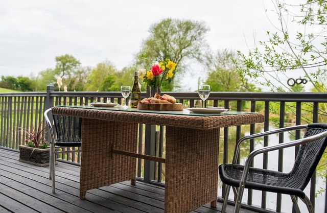 Lily pad Lodge