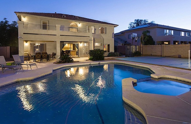 Litchfield Manor BR by Casago