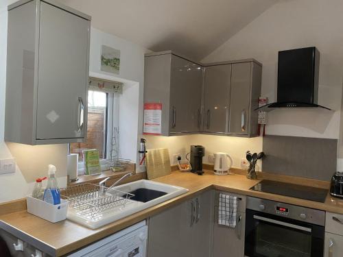 Little Owls Nest - 2 Bed - Pet Friendly w Field